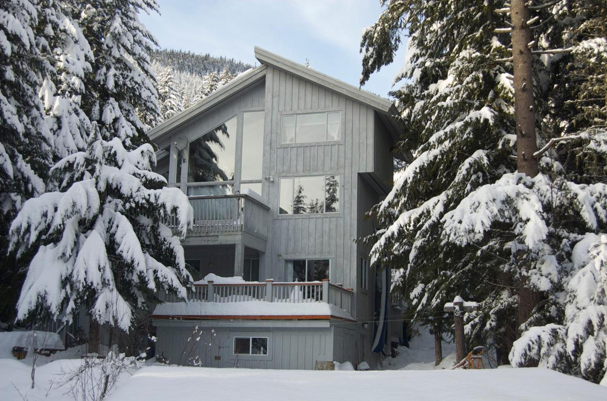 Belle Neige Suites: Whistler Exterior foto