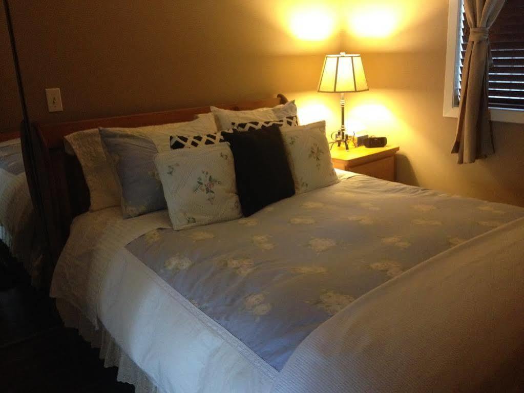 Belle Neige Suites: Whistler Exterior foto